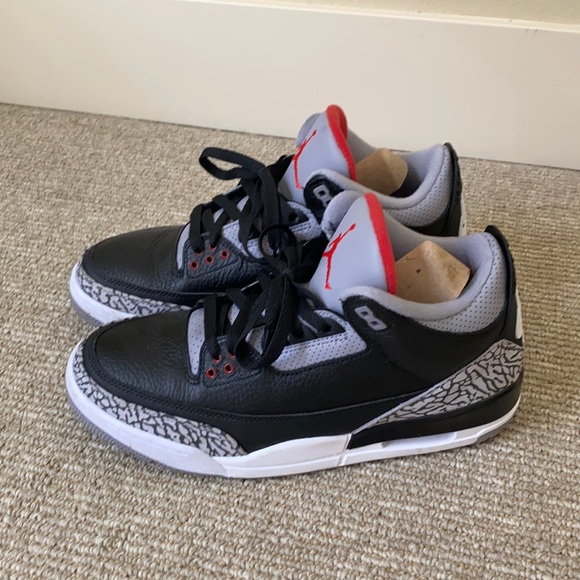 Jordan 3 Black Cement Size 9.5